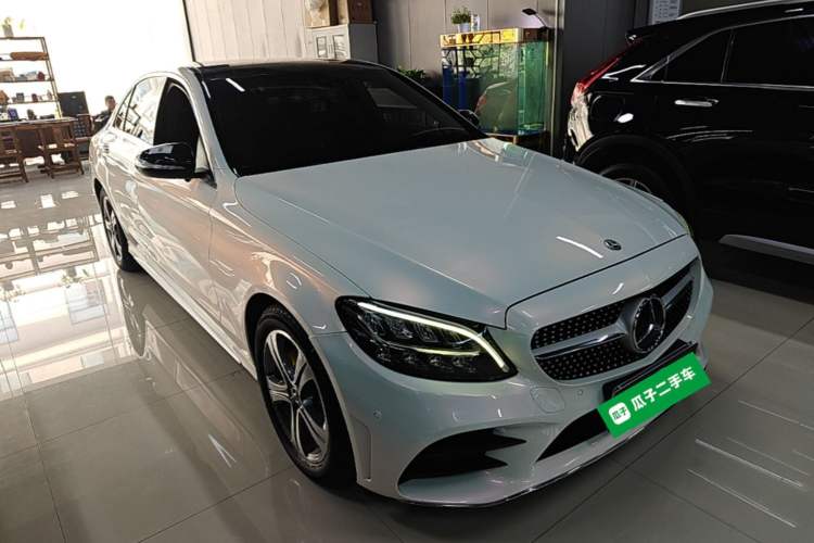 Used Mercedes-Benz C-Class 2019 Restyled C 260 L Sport Edition Front Right 45 Deg