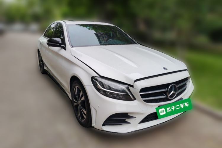 Used Mercedes-Benz C-Class 2019 C 260 Sport Edition Front Right 45 Deg