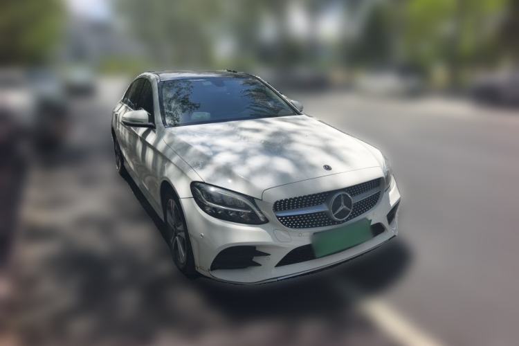 Used Mercedes-Benz C-Class 2019 Restyled C 260 L Sport Edition Front Right 45 Deg