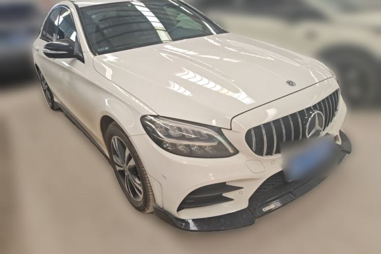 Used Mercedes-Benz C-Class 2019 C 260 Sport Edition Front Right 45 Deg