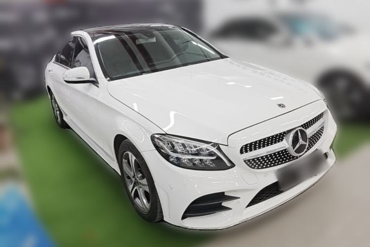 Used Mercedes-Benz C-Class 2019 Restyled C 260 L Sport Edition Front Right 45 Deg