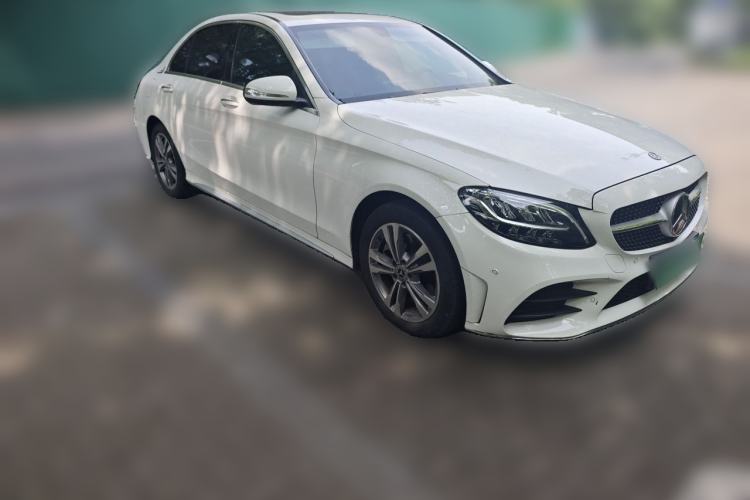 Used Mercedes-Benz C-Class 2019 C 180 L Fashion Edition Sport Version Front Right 45 Deg