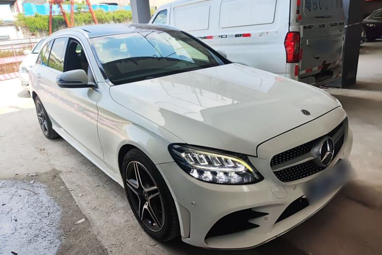 Used Mercedes-Benz C-Class 2019 C 260 Estate Front Right 45 Deg