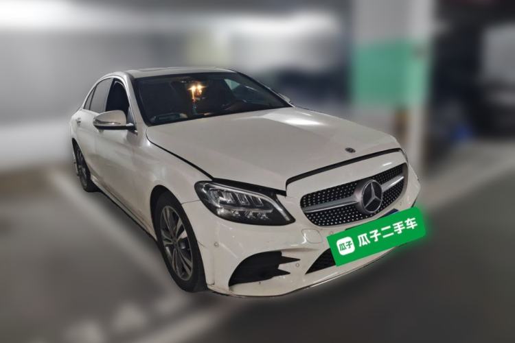 Used Mercedes-Benz C-Class 2019 C 180 L Fashion Edition Sport Version Front Right 45 Deg