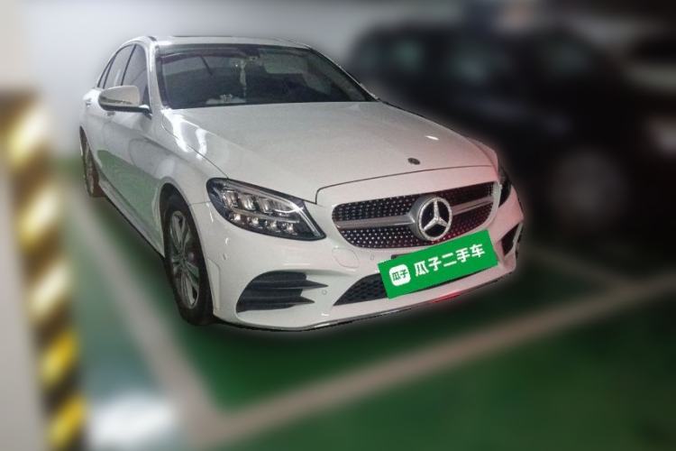 Used Mercedes-Benz C-Class 2019 C 180 L Fashion Edition Sport Version Front Right 45 Deg