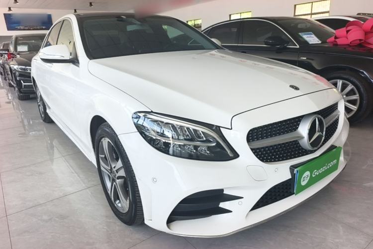 Used Mercedes-Benz C-Class 2019 Restyled C 260 L Sport Edition Front Right 45 Deg