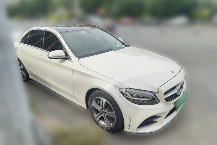 Used Mercedes-Benz C-Class 2019 Restyled C 260 L Sport Edition Front Right 45 Deg