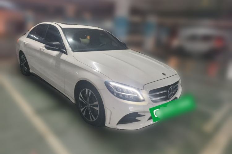 Used Mercedes-Benz C-Class 2019 C 260 Sport Edition Front Right 45 Deg