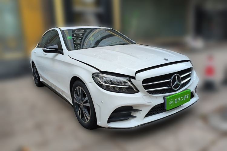 Used Mercedes-Benz C-Class 2019 C 260 Sport Edition Front Right 45 Deg