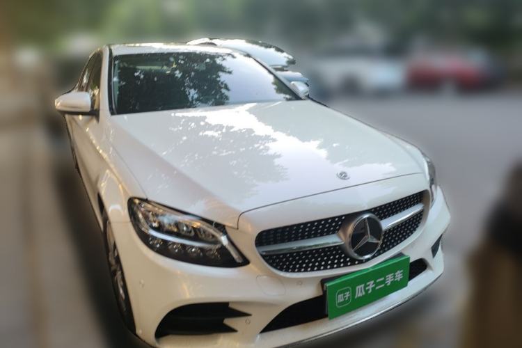 Used Mercedes-Benz C-Class 2019 C 180 L Fashion Edition Sport Version Front Right 45 Deg