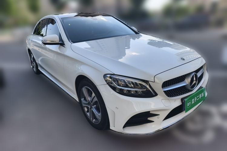 Used Mercedes-Benz C-Class 2019 Restyled C 260 L Sport Edition Front Right 45 Deg