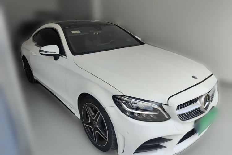 Used Mercedes-Benz C-Class 2019 C 260 Coupe Front Right 45 Deg
