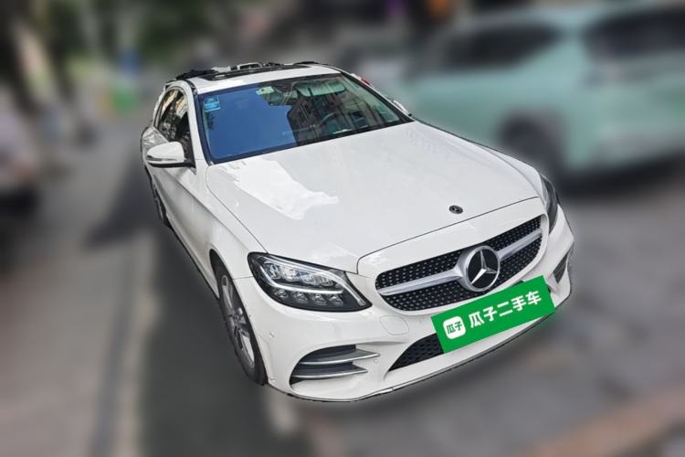 Used Mercedes-Benz C-Class 2019 C 180 L Fashion Edition Sport Version Front Right 45 Deg