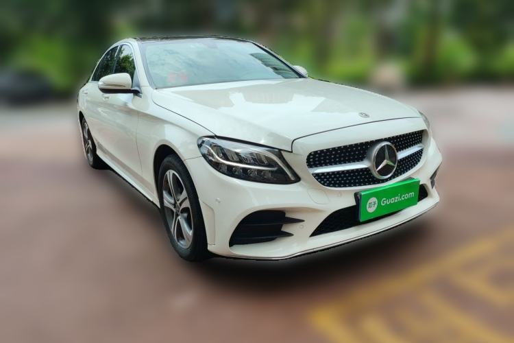 Used Mercedes-Benz C-Class 2019 Restyled C 260 L Sport Edition Front Right 45 Deg