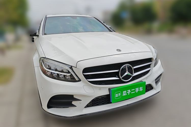 Used Mercedes-Benz C-Class 2019 C 260 Sport Edition Front Right 45 Deg