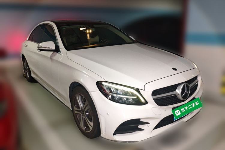 Used Mercedes-Benz C-Class 2019 Restyled C 260 L Sport Edition Front Right 45 Deg