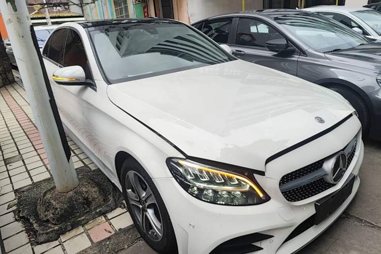 Used Mercedes-Benz C-Class 2019 C 260 L Sport Edition Front Right 45 Deg