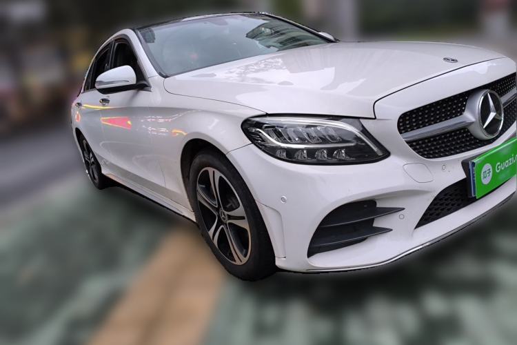 Used Mercedes-Benz C-Class 2019 C 260 L Sport Edition Front Right 45 Deg