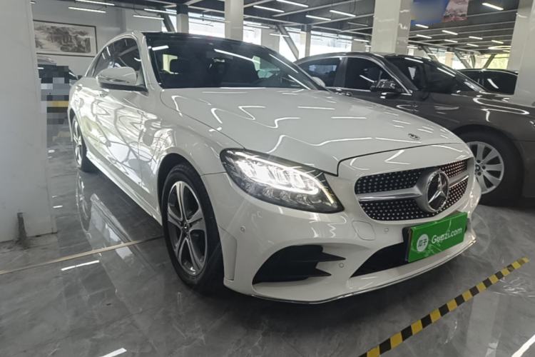 Used Mercedes-Benz C-Class 2019 Restyled C 260 L Sport Edition Front Right 45 Deg