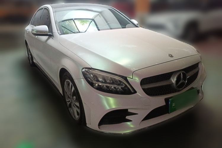 Used Mercedes-Benz C-Class 2019 C 180 L Fashion Edition Sport Version Front Right 45 Deg