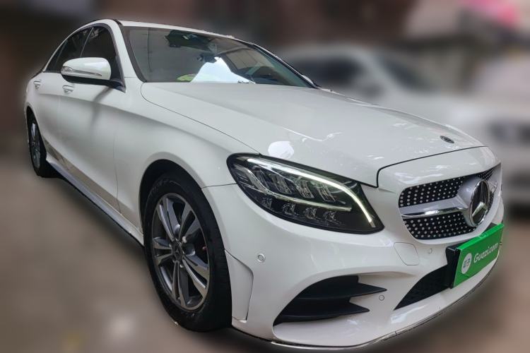 Used Mercedes-Benz C-Class 2019 C 180 L Fashion Edition Sport Version Front Right 45 Deg