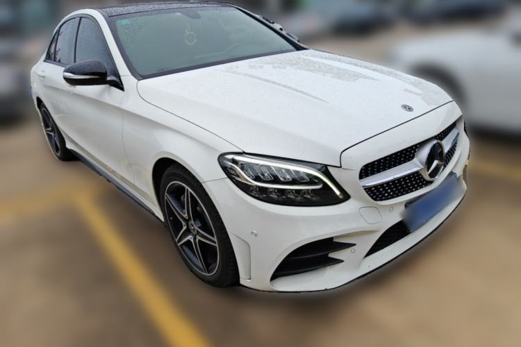 Used Mercedes-Benz C-Class 2019 C 260 Sport Edition 4MATIC Front Right 45 Deg