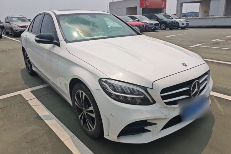 Used Mercedes-Benz C-Class 2019 C 260 Sport Edition Front Right 45 Deg