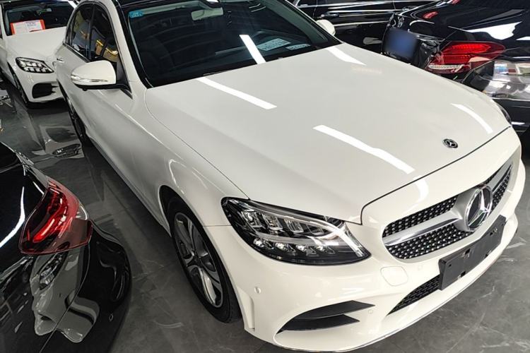 Used Mercedes-Benz C-Class 2019 Restyled C 260 L Sport Edition Front Right 45 Deg