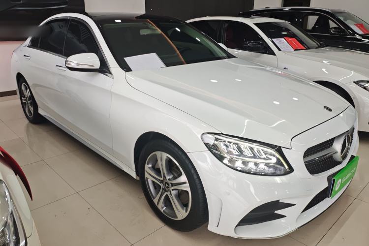 Used Mercedes-Benz C-Class 2019 Restyled C 260 L Sport Edition Front Right 45 Deg