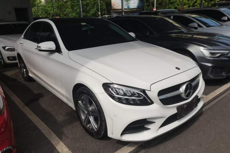 Used Mercedes-Benz C-Class 2019 C 260 L Sport Edition Front Right 45 Deg