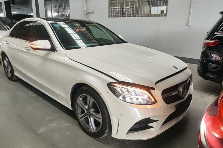 Used Mercedes-Benz C-Class 2019 C 260 L Sport Edition Front Right 45 Deg