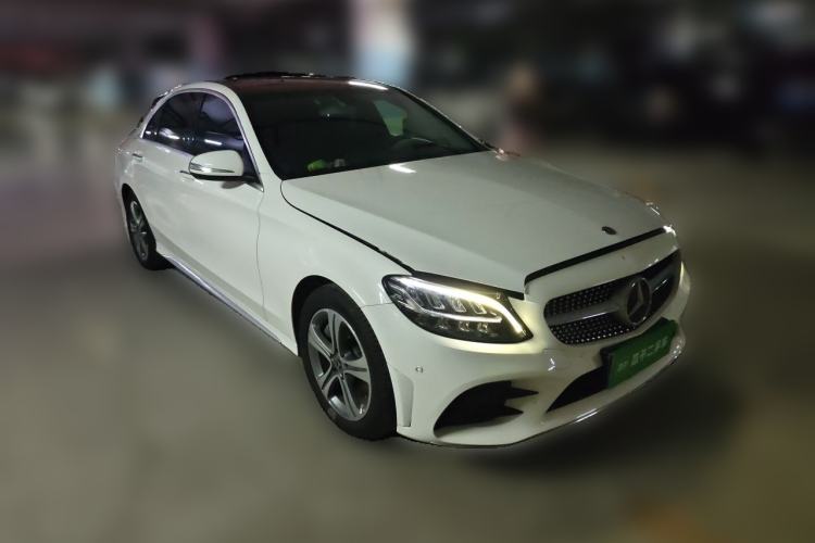 Used Mercedes-Benz C-Class 2019 Restyled C 260 L Sport Edition Front Right 45 Deg