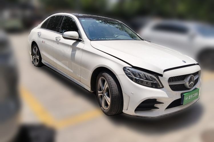 Used Mercedes-Benz C-Class 2019 Restyled C 260 L Sport Edition Front Right 45 Deg