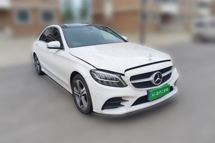 Used Mercedes-Benz C-Class 2019 Restyled C 260 L Sport Edition Front Right 45 Deg