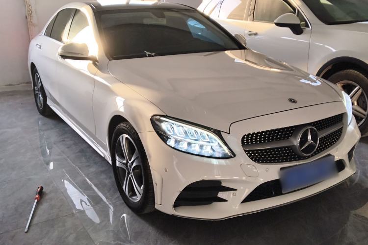 Used Mercedes-Benz C-Class 2019 Restyled C 260 L Sport Edition Front Right 45 Deg