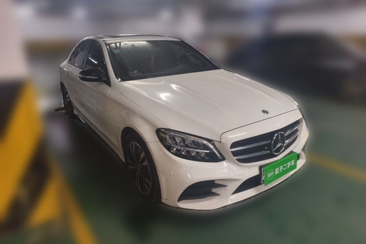 Used Mercedes-Benz C-Class 2019 C 260 Sport Edition Front Right 45 Deg