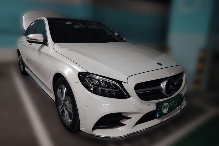 Used Mercedes-Benz C-Class 2019 Restyled C 260 L Sport Edition Front Right 45 Deg
