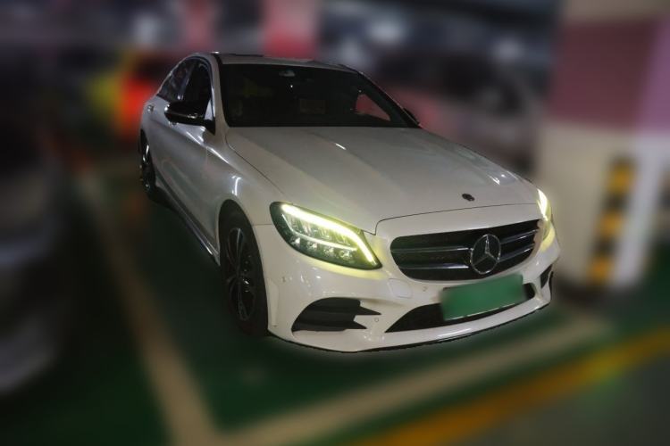 Used Mercedes-Benz C-Class 2019 C 260 Sport Edition Front Right 45 Deg