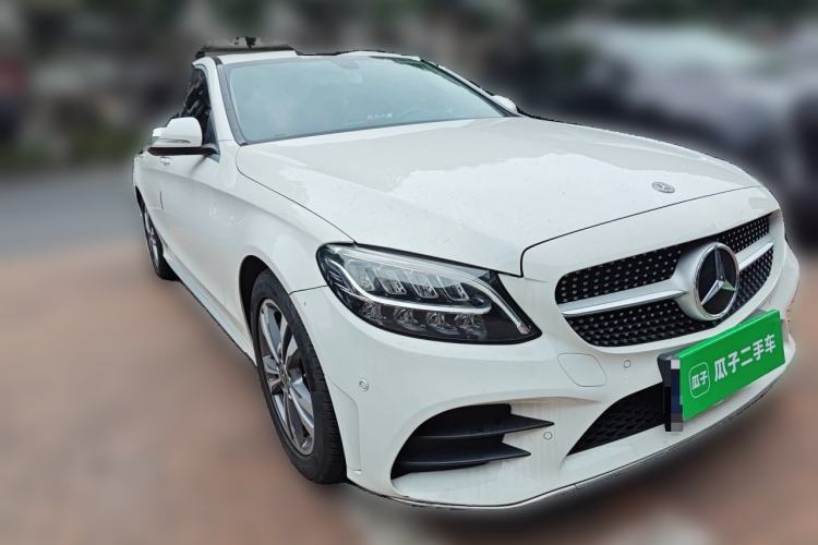 Used Mercedes-Benz C-Class 2019 C 180 L Fashion Edition Sport Version Front Right 45 Deg