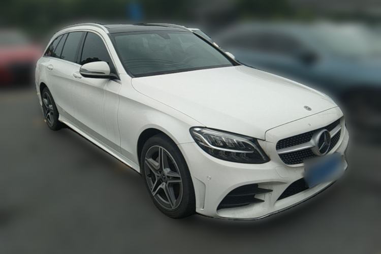 Used Mercedes-Benz C-Class 2019 C 260 Estate Front Right 45 Deg