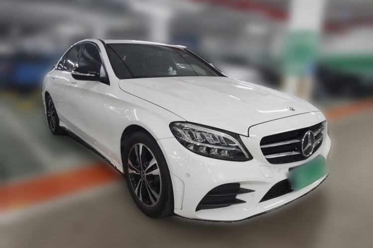 Used Mercedes-Benz C-Class 2019 C 260 Sport Edition Front Right 45 Deg