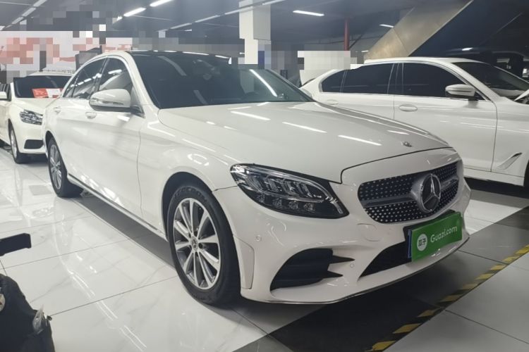 Used Mercedes-Benz C-Class 2019 C 260 L Front Right 45 Deg
