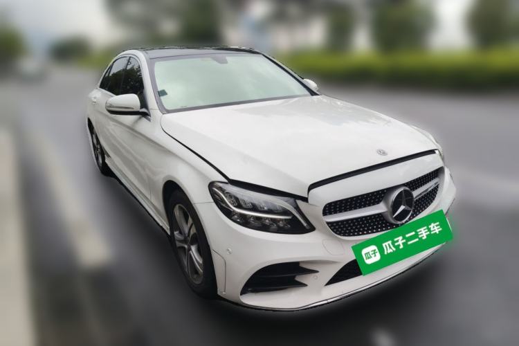 Used Mercedes-Benz C-Class 2019 C 260 L Front Right 45 Deg