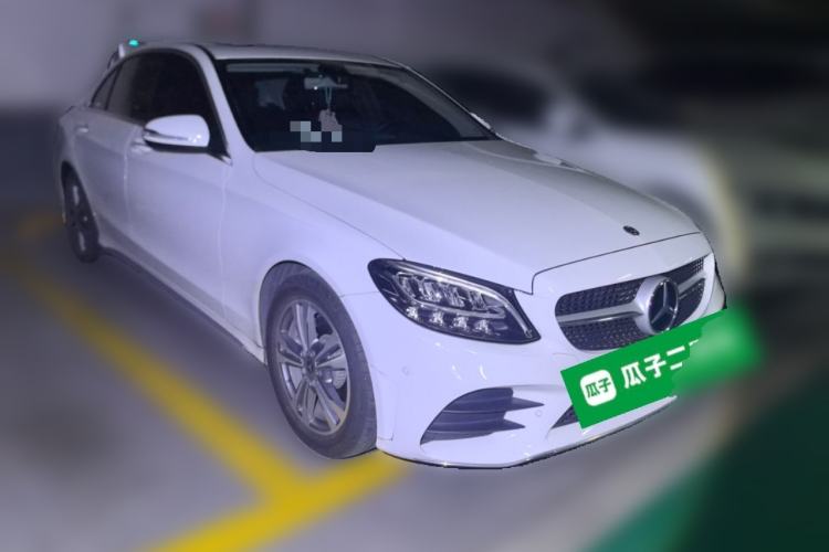 Used Mercedes-Benz C-Class 2019 C 180 L Fashion Edition Sport Version Front Right 45 Deg