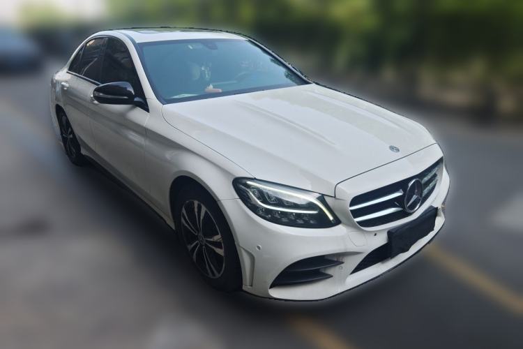 Used Mercedes-Benz C-Class 2019 C 260 Sport Edition Front Right 45 Deg