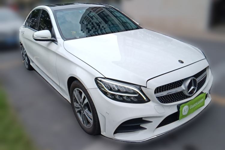 Used Mercedes-Benz C-Class 2019 C 180 L Fashion Edition Sport Version Front Right 45 Deg