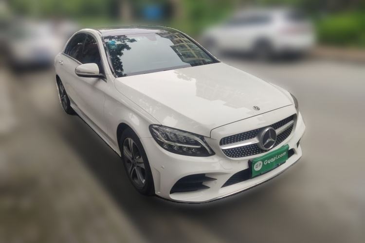 Used Mercedes-Benz C-Class 2019 Restyled C 260 L Sport Edition Front Right 45 Deg