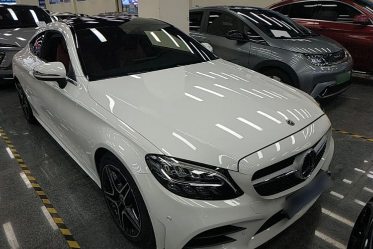 Used Mercedes-Benz C-Class 2019 C 260 Coupe Front Right 45 Deg