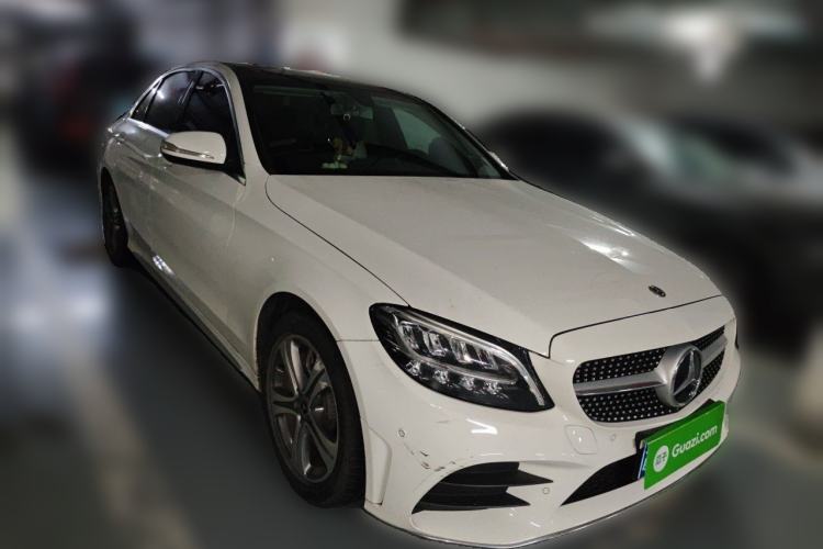 Used Mercedes-Benz C-Class 2019 Restyled C 260 L Sport Edition Front Right 45 Deg