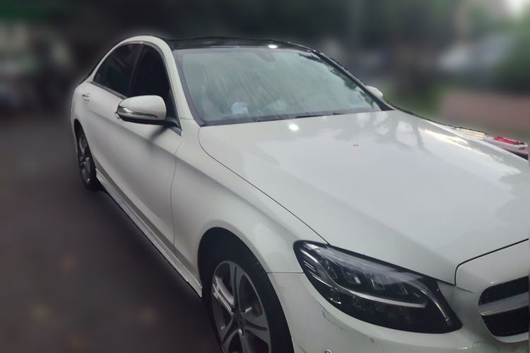 Used Mercedes-Benz C-Class 2019 Restyled C 260 L Sport Edition Front Right 45 Deg